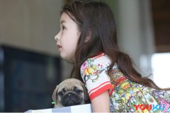 《小手牵小狗》优酷首播 罗志祥“当妈”带娃遛狗技能满点